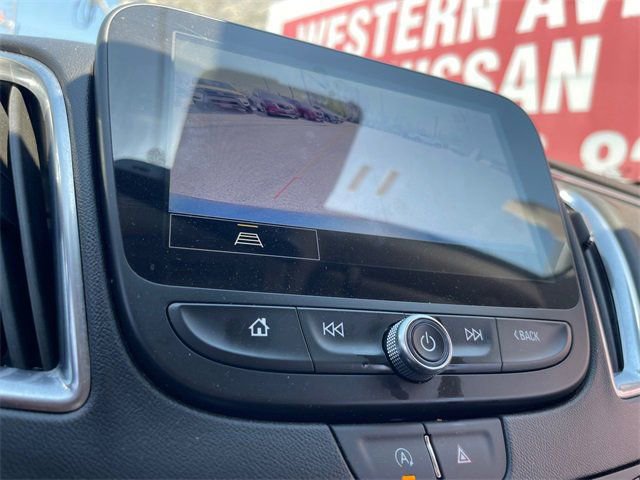 Used 2024 Chevrolet Malibu LT image 17