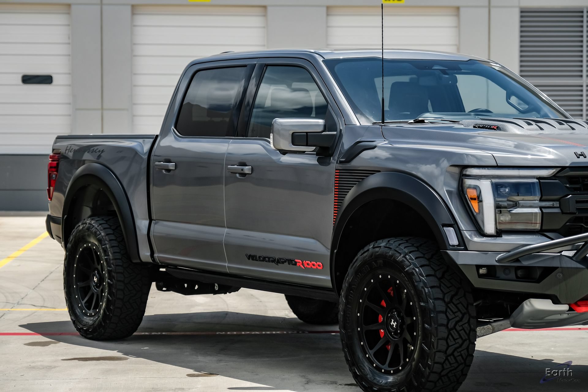 Used 2025 Ford F150 Raptor w/ Equipment Group 803A Raptor R AWD/4WD image 32