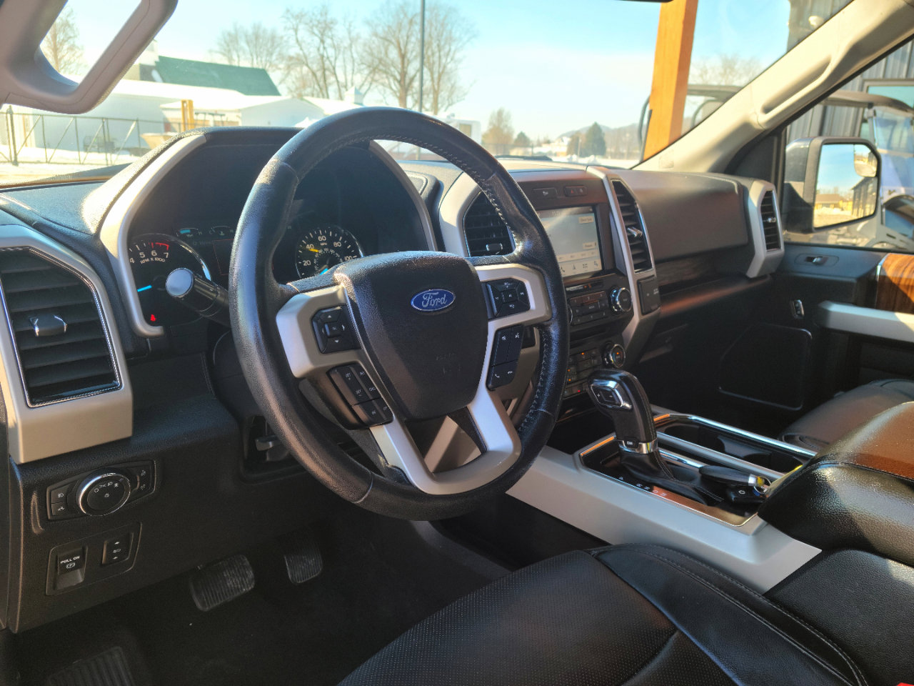Used 2018 Ford F150 Lariat image 9
