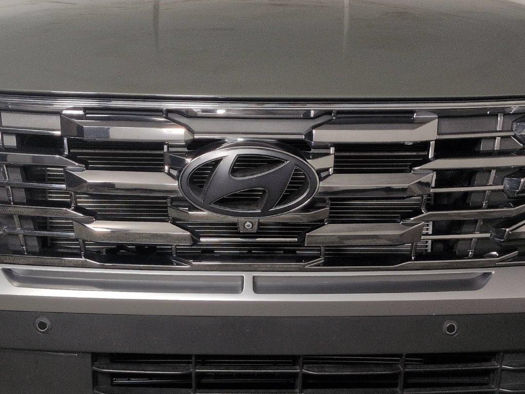 Used 2025 Hyundai Tucson Limited AWD/4WD image 4