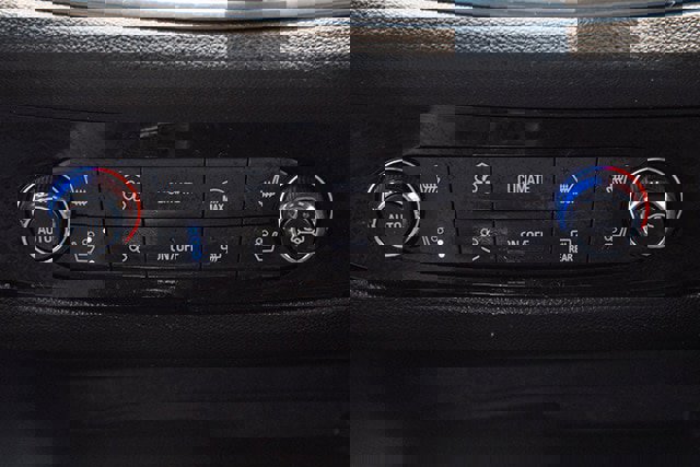 Used 2024 Buick Enclave Premium image 22