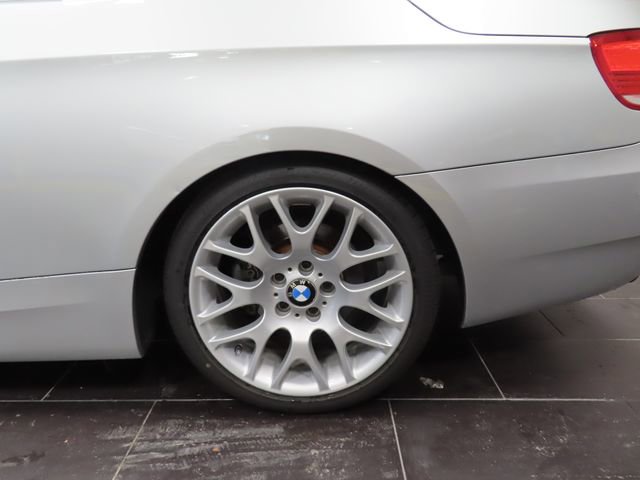 Used 2009 BMW 328i Convertible image 15