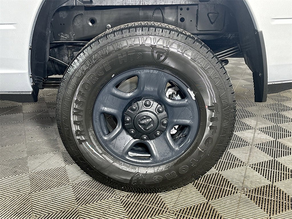New 2026 RAM 3500 Tradesman image 17