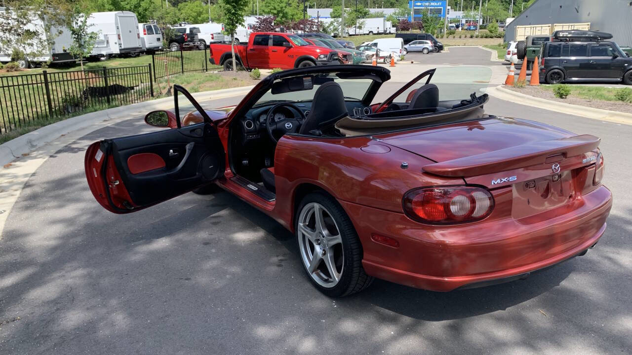 Used 2004 MAZDA MX-5 Miata MAZDASPEED RWD image 31