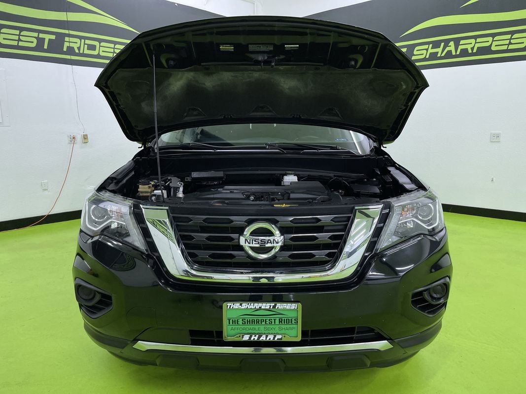 Used 2020 Nissan Pathfinder S image 4