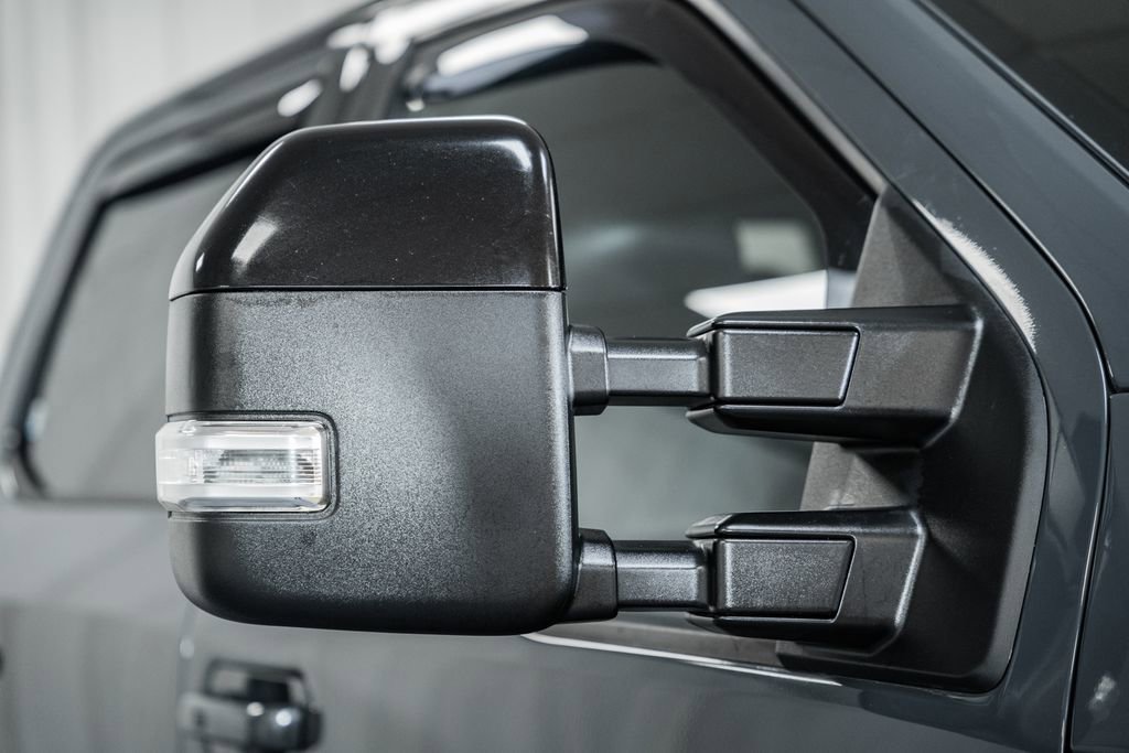 Used 2021 Ford F350 Lariat image 9