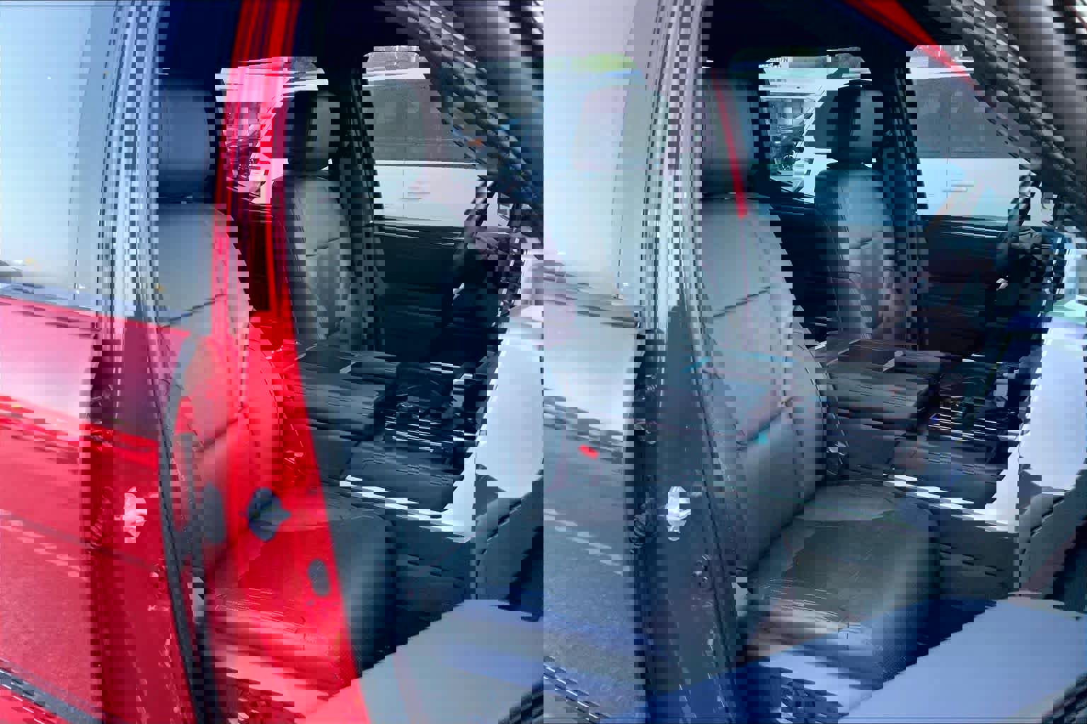 Used 2022 Toyota Tundra Platinum w/ Advanced Package image 9