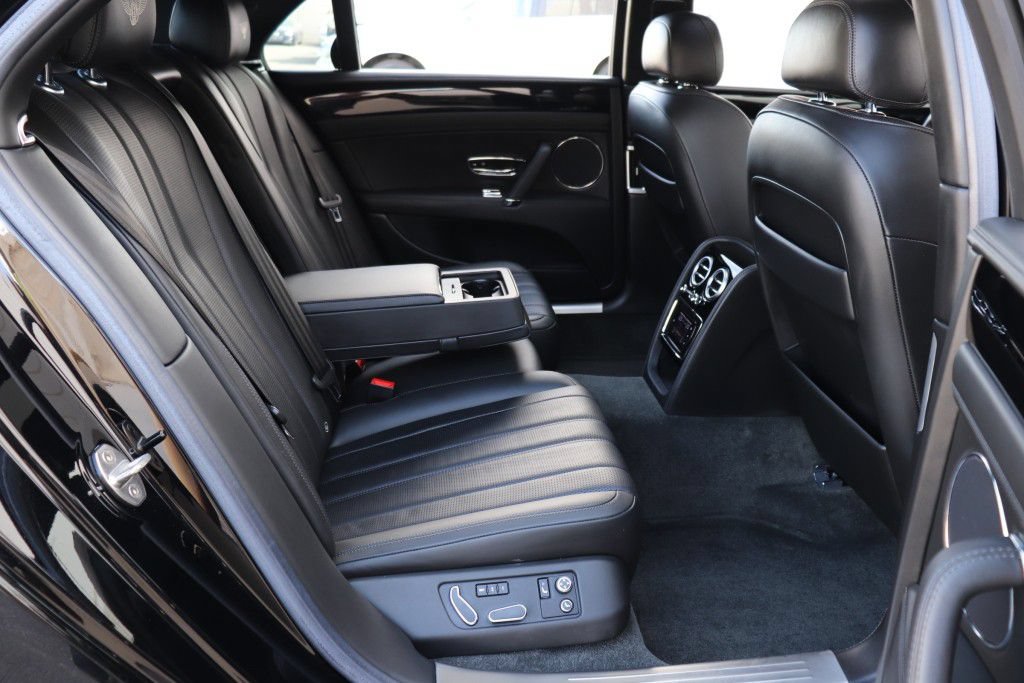 Used 2015 Bentley Flying Spur V8 AWD/4WD image 28