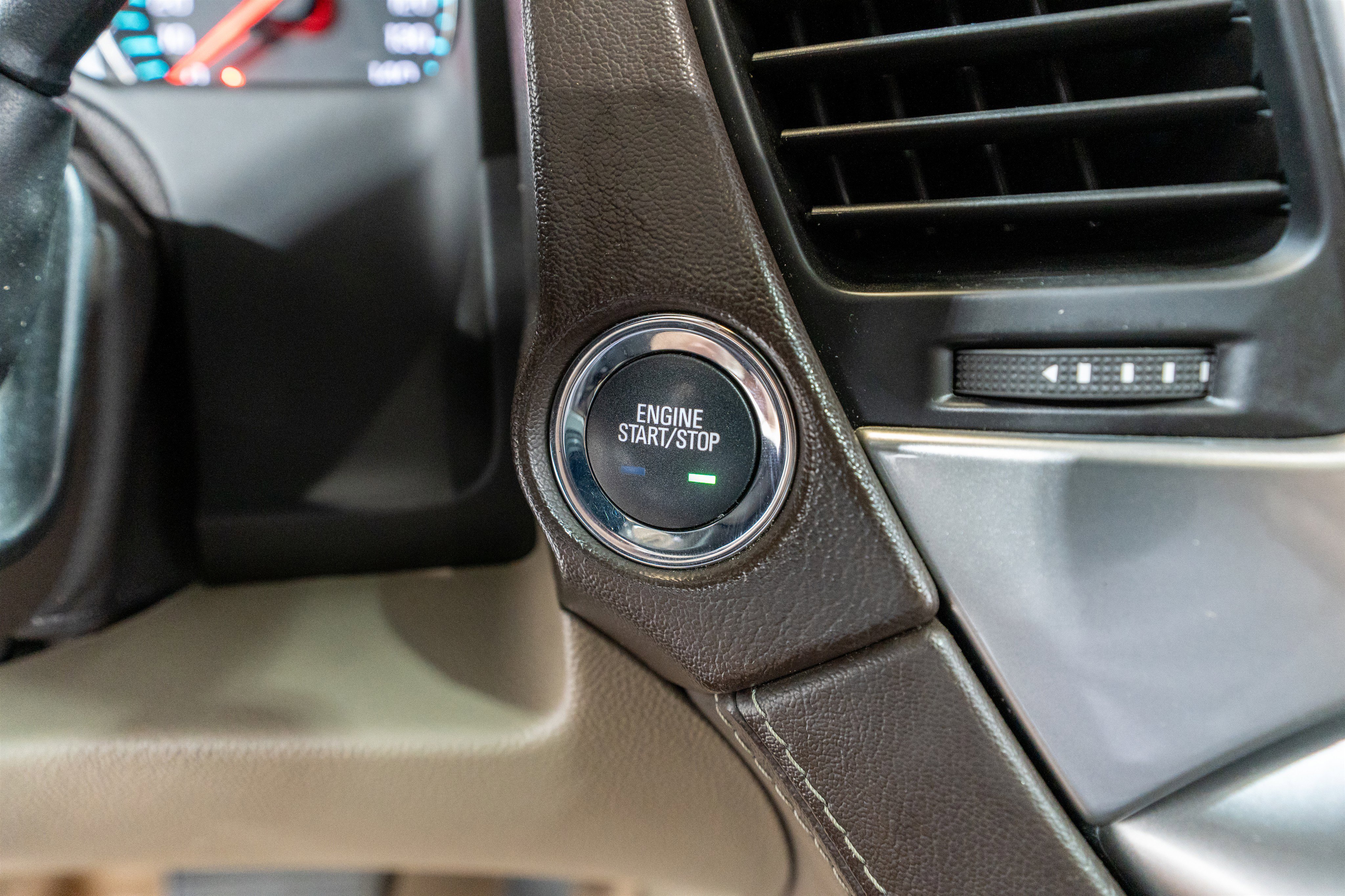 Used 2019 Chevrolet Tahoe Premier w/ Max Trailering Package image 31