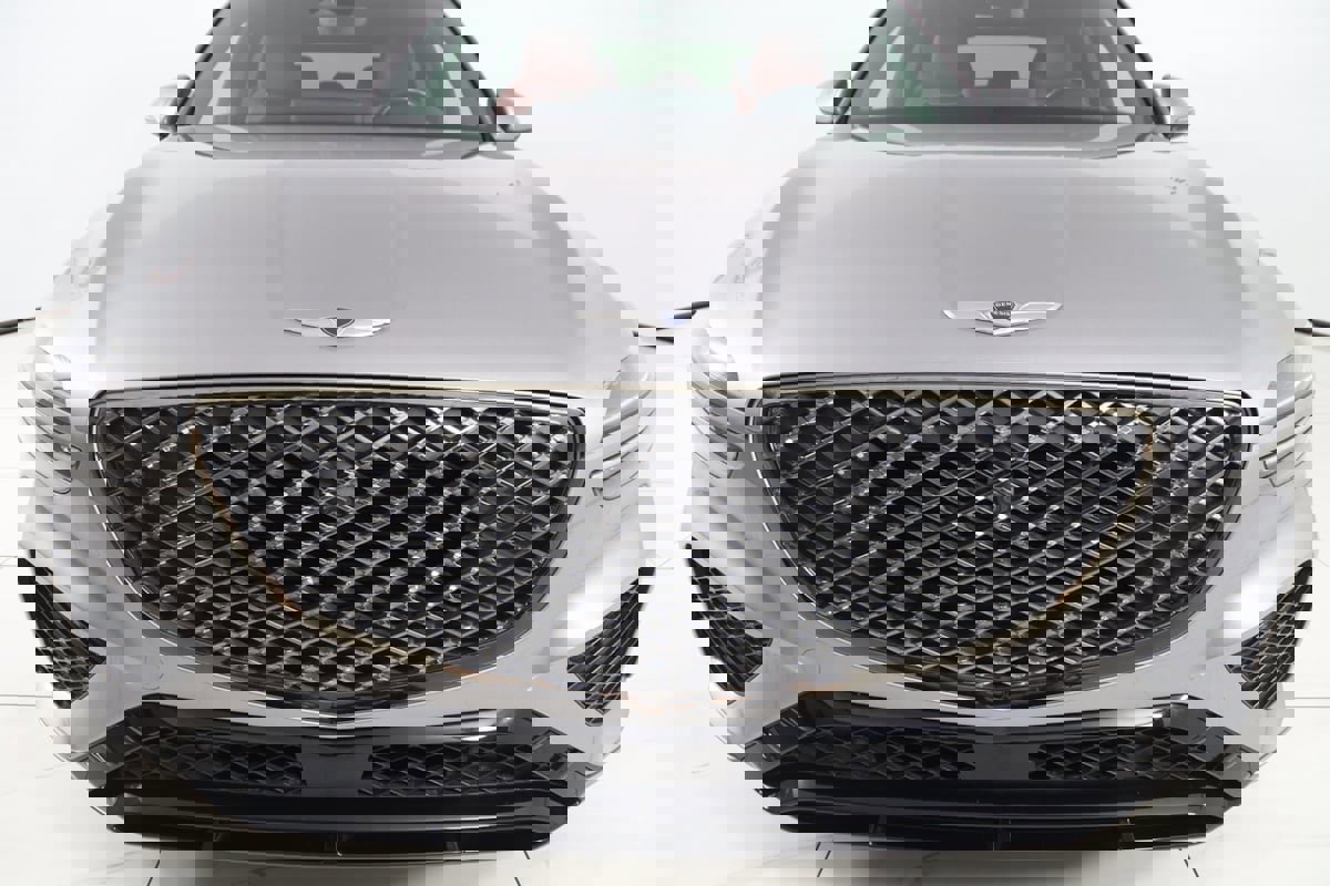 Used 2023 Genesis GV70 2.5T w/ Sport Prestige Package image 51