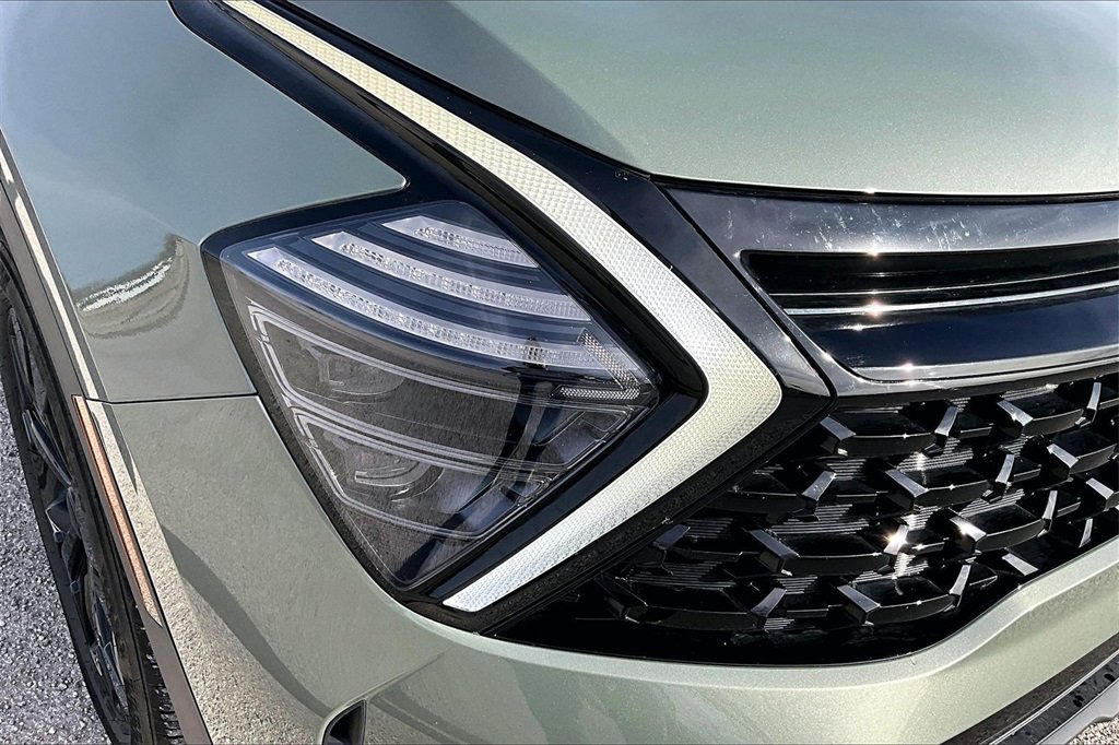 Used 2025 Kia Sportage X-Line image 24