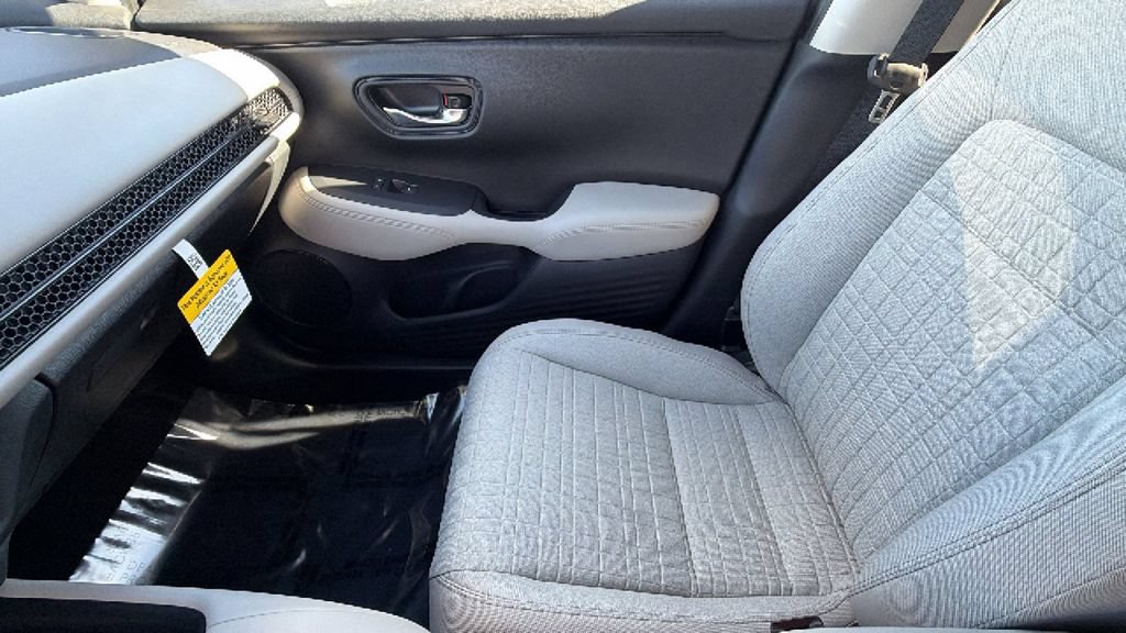 New 2027 Honda HR-V LX image 12