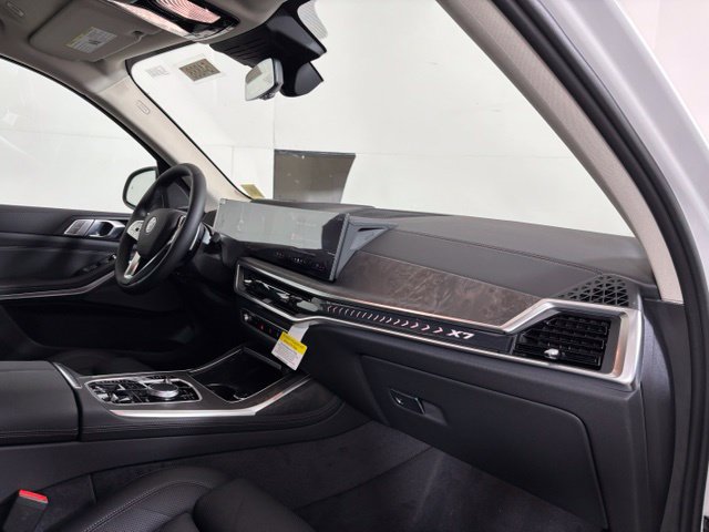 New 2027 BMW X7 xDrive40i AWD/4WD image 19