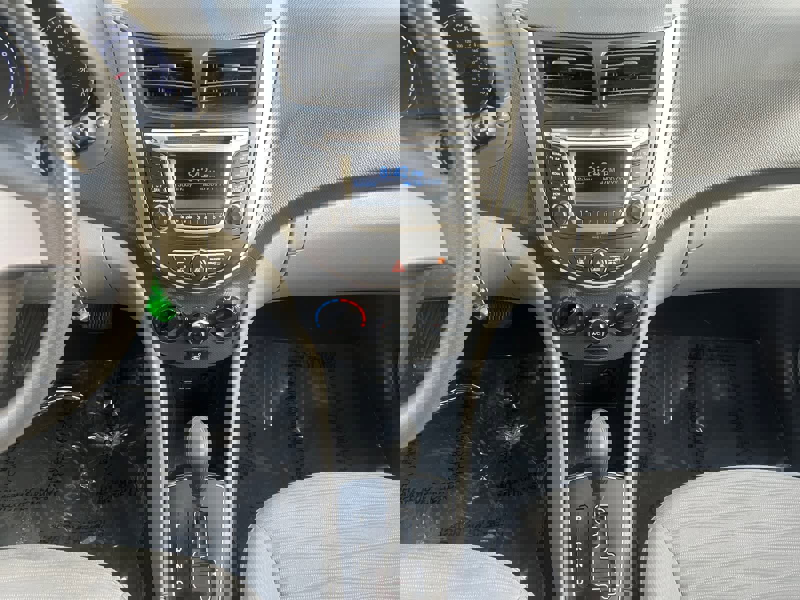 Used 2015 Hyundai Accent GLS image 11