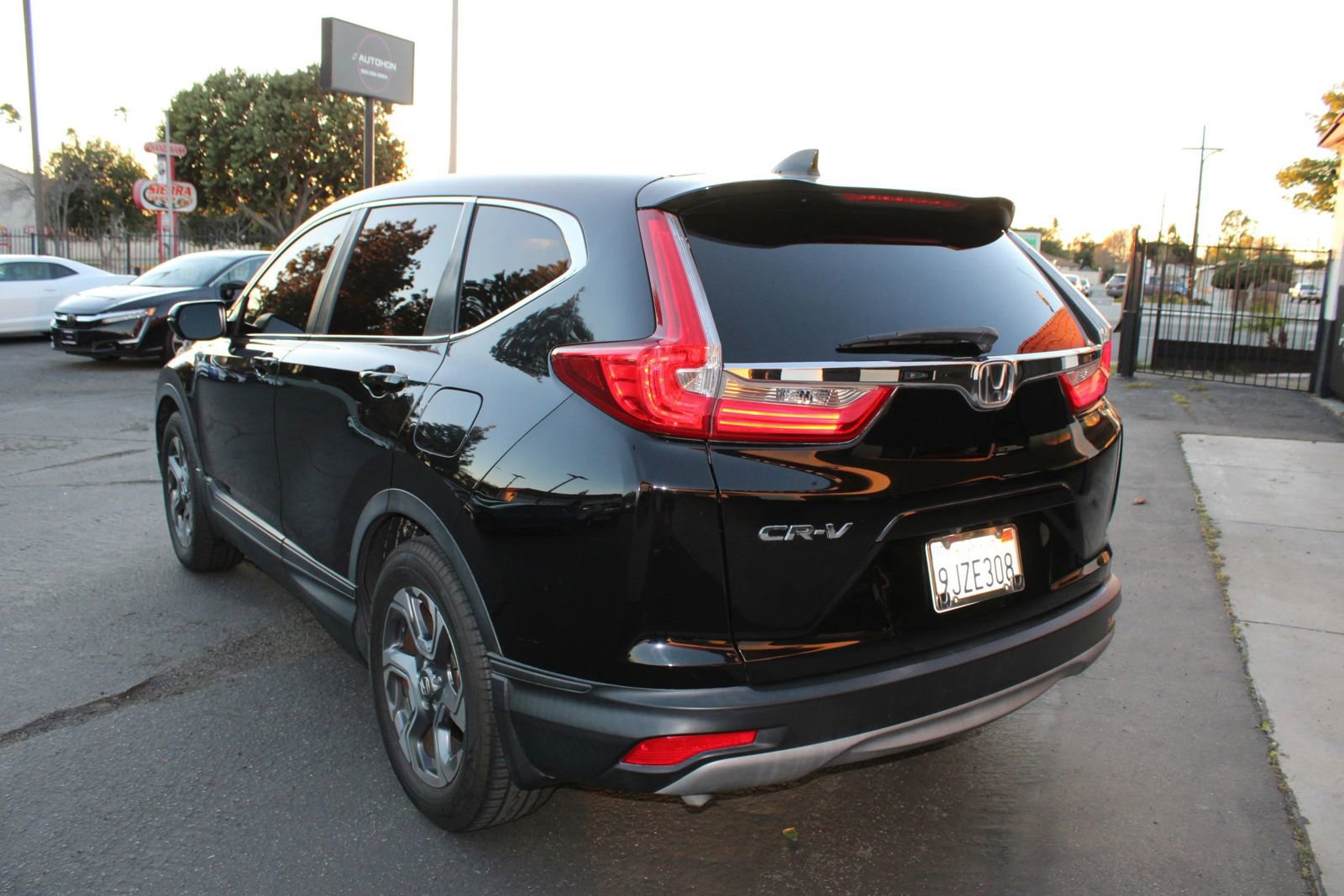 Used 2019 Honda CR-V EX image 10