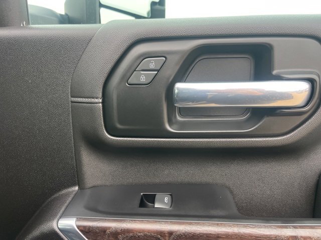 Used 2023 GMC Sierra 3500 Denali w/ Denali Black Diamond Edition image 58