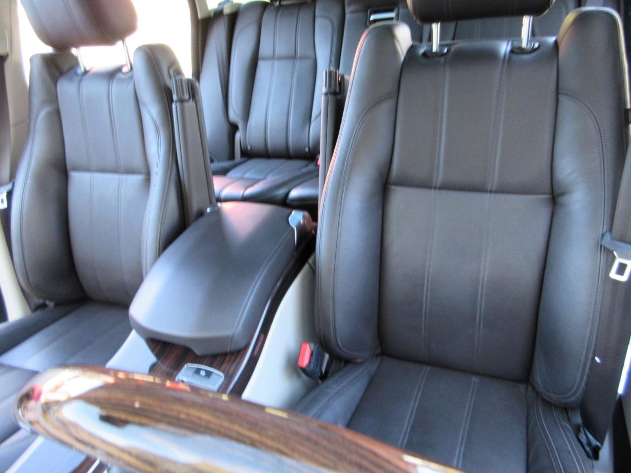 Used 2017 Land Rover Range Rover Supercharged AWD/4WD image 15