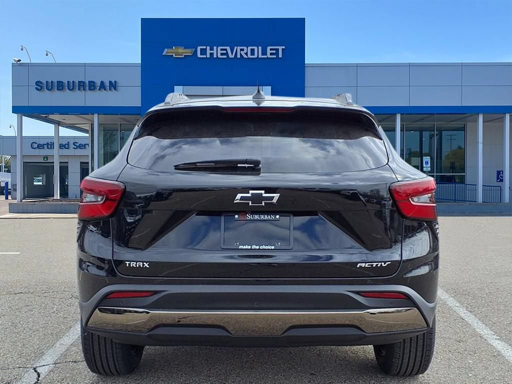 New 2026 Chevrolet Trax ACTIV w/ Driver Confidence Package FWD image 5