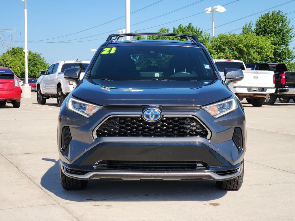 Used 2021 Toyota RAV4 SE AWD/4WD image 2