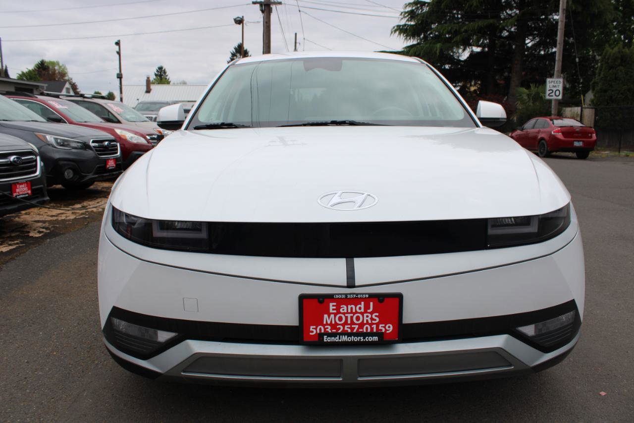 Used 2024 Hyundai Ioniq 5 SE RWD image 2