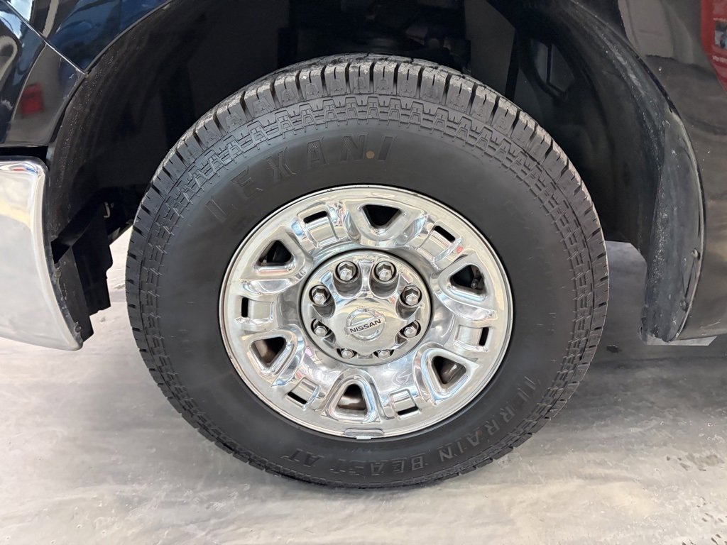 Used 2012 Nissan NV 3500 SV image 19