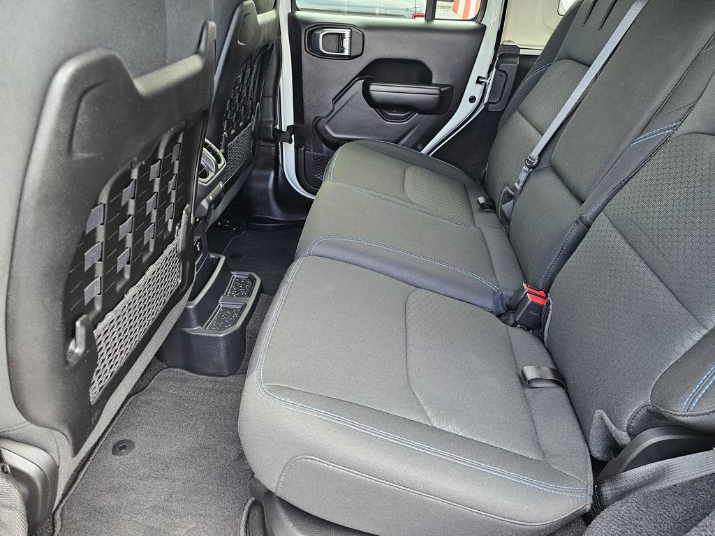 Used 2021 Jeep Wrangler Unlimited Rubicon 4xe w/ Safety Group AWD/4WD image 15