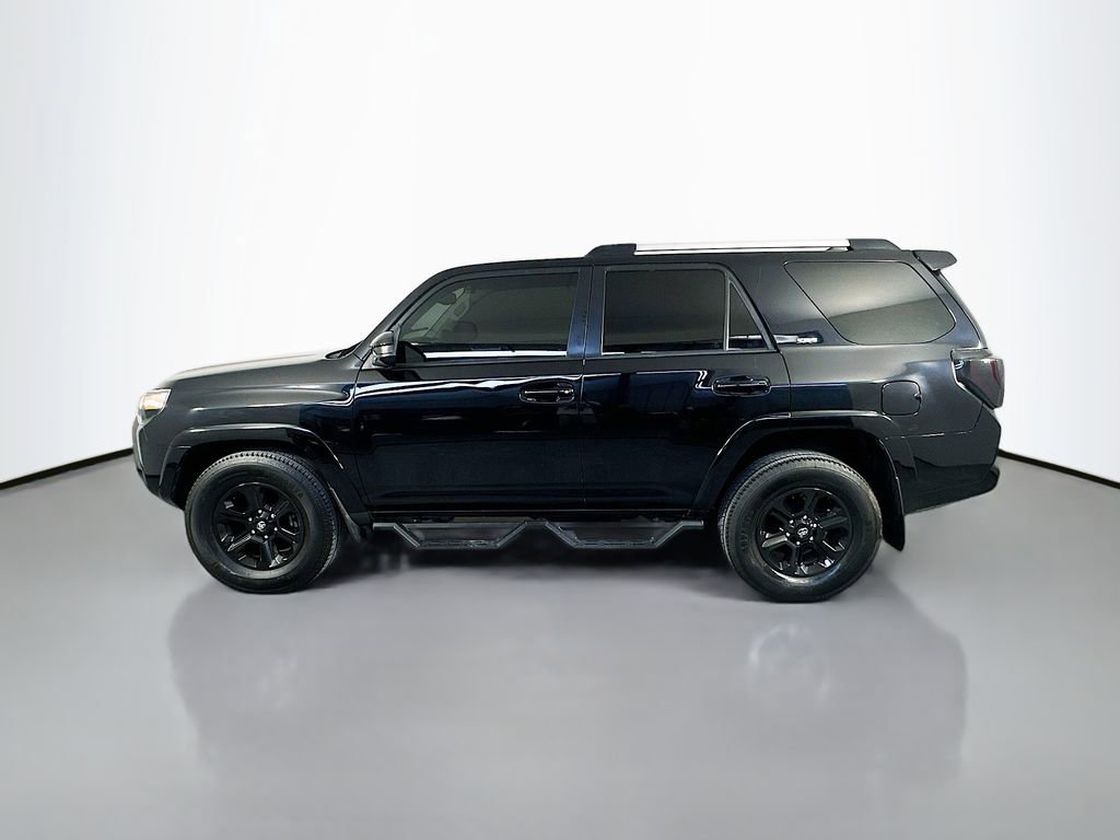 Used 2022 Toyota 4Runner SR5 RWD image 4