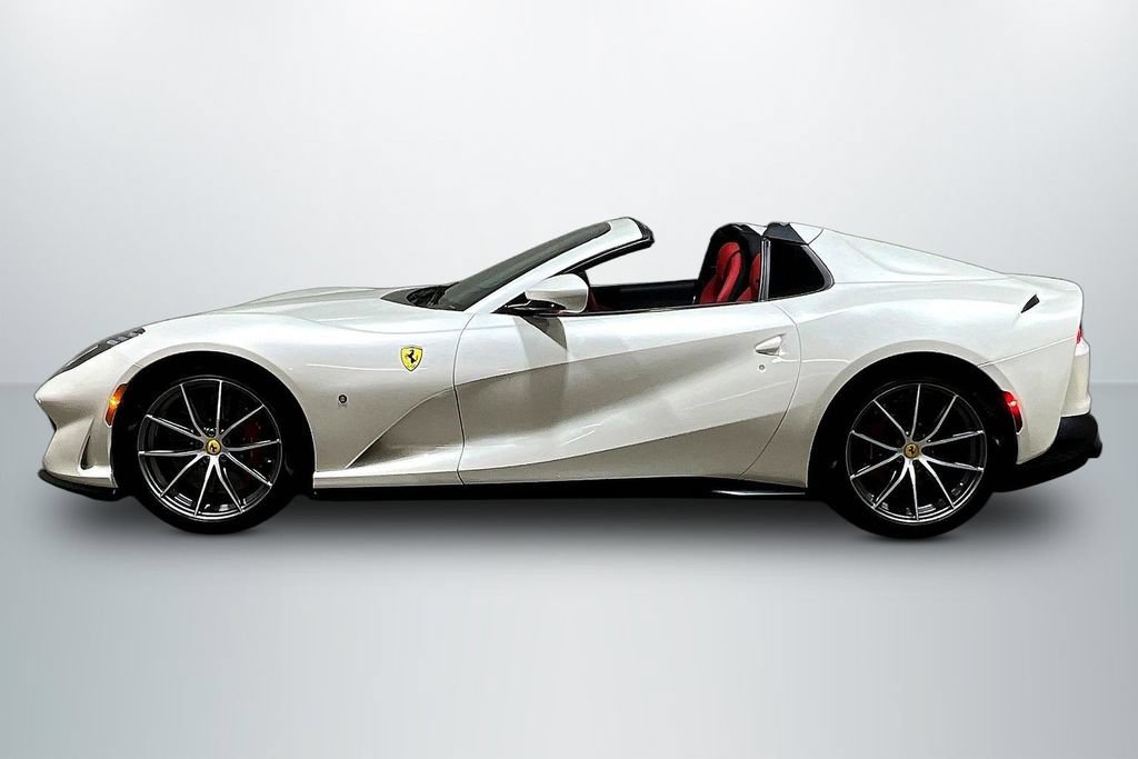 Used 2021 Ferrari 812 GTS RWD image 8