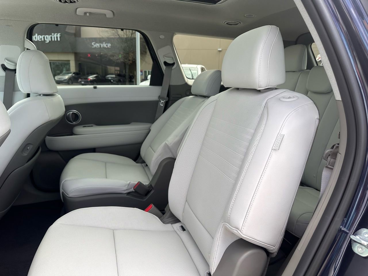 Used 2026 Hyundai Palisade Limited image 18