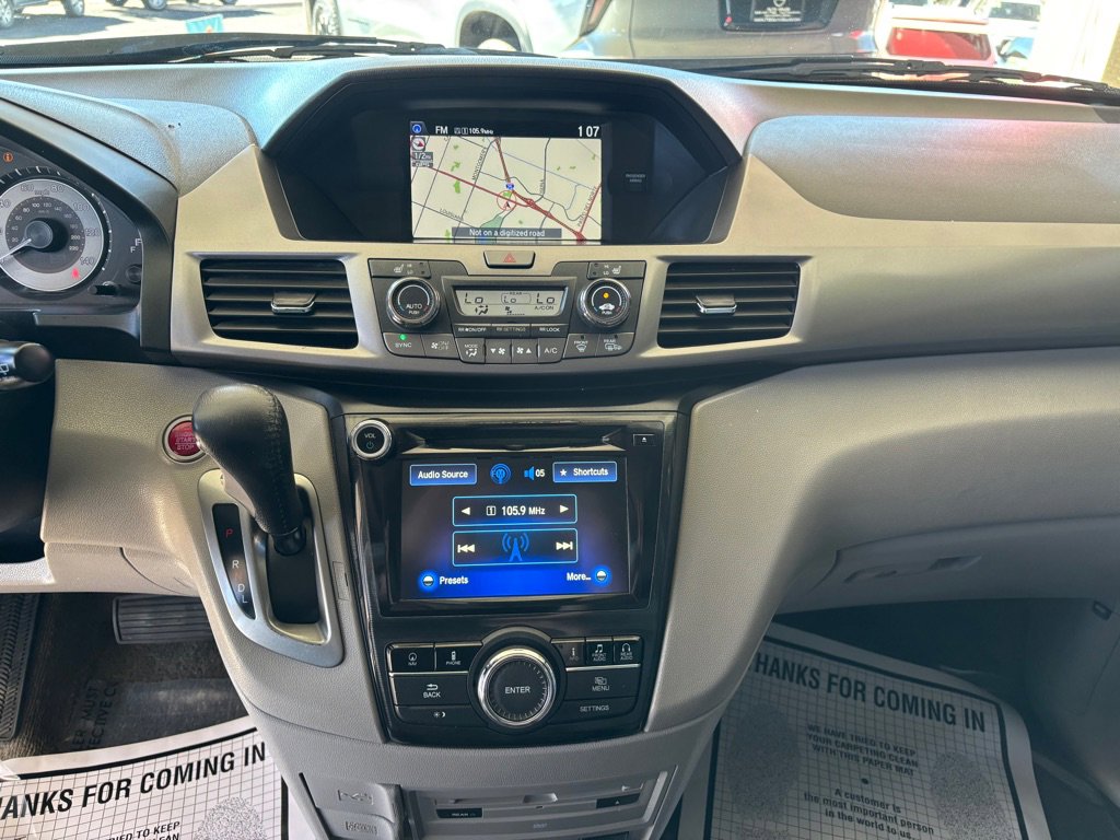 Used 2014 Honda Odyssey Touring Elite image 11