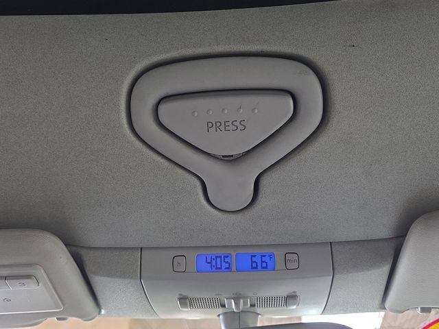 Used 2006 Volkswagen Beetle Convertible w/ Package 2 image 23