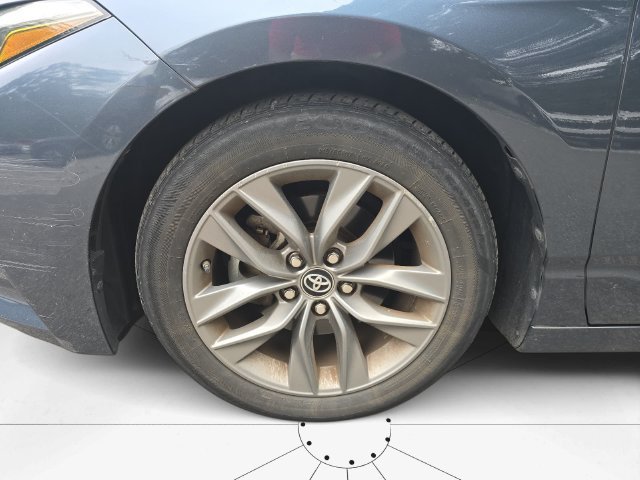Used 2019 Toyota Avalon XLE w/ Moonroof Package FWD image 24