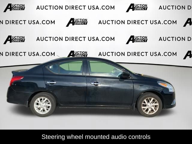 Used 2015 Nissan Versa SV w/ SV Appearance Package image 5