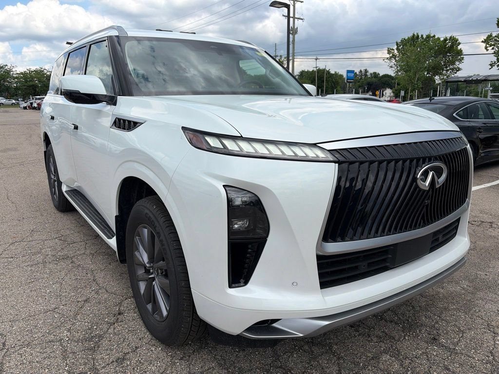 Certified 2026 INFINITI QX80 Pure w/ Cargo Package AWD/4WD image 3