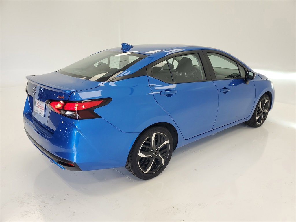 Used 2024 Nissan Versa SR image 6