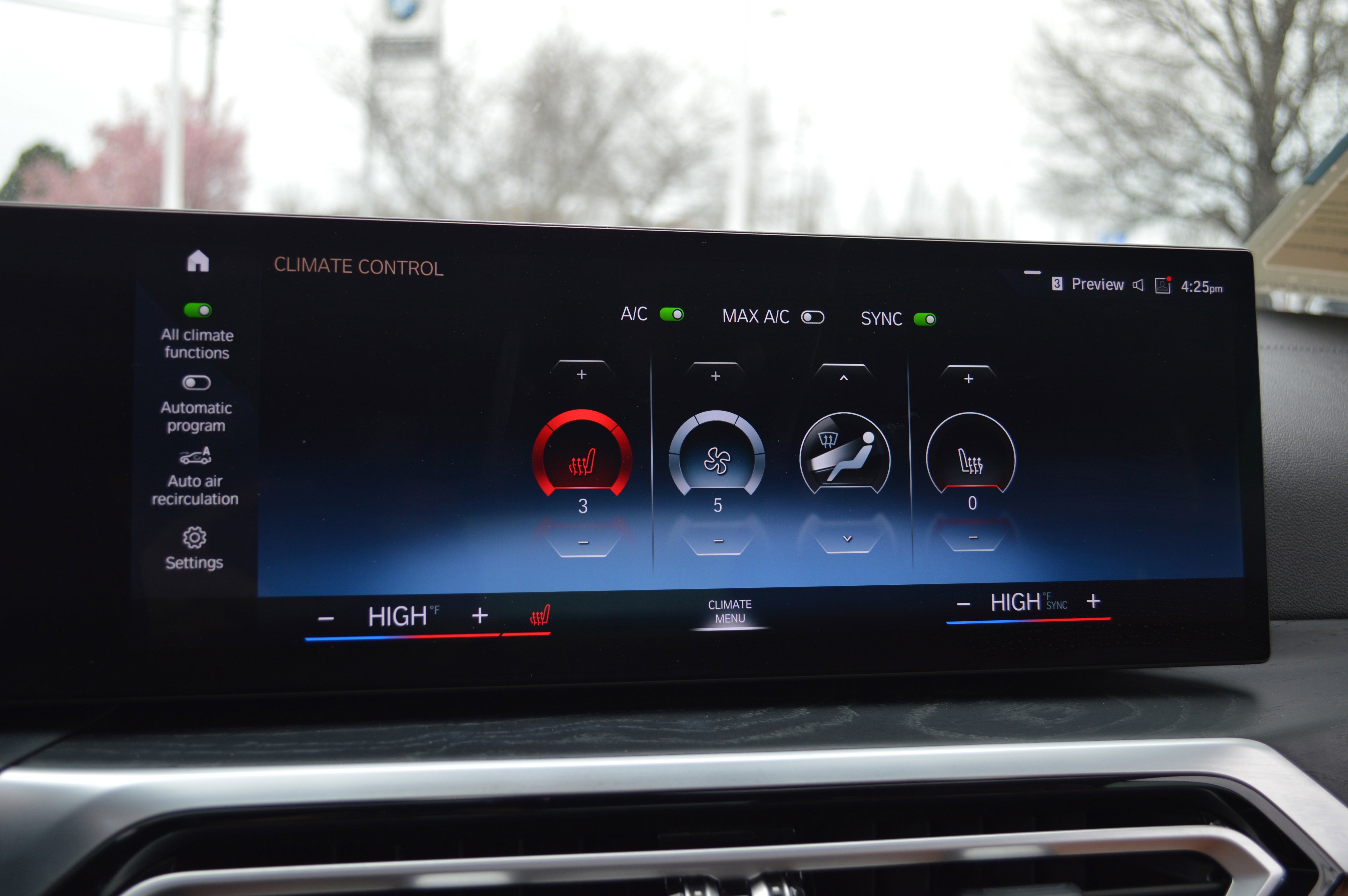 Certified 2024 BMW M440i Convertible w/ Premium Package image 30