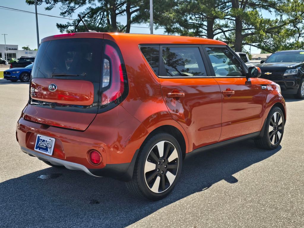 Used 2019 Kia Soul + FWD image 5
