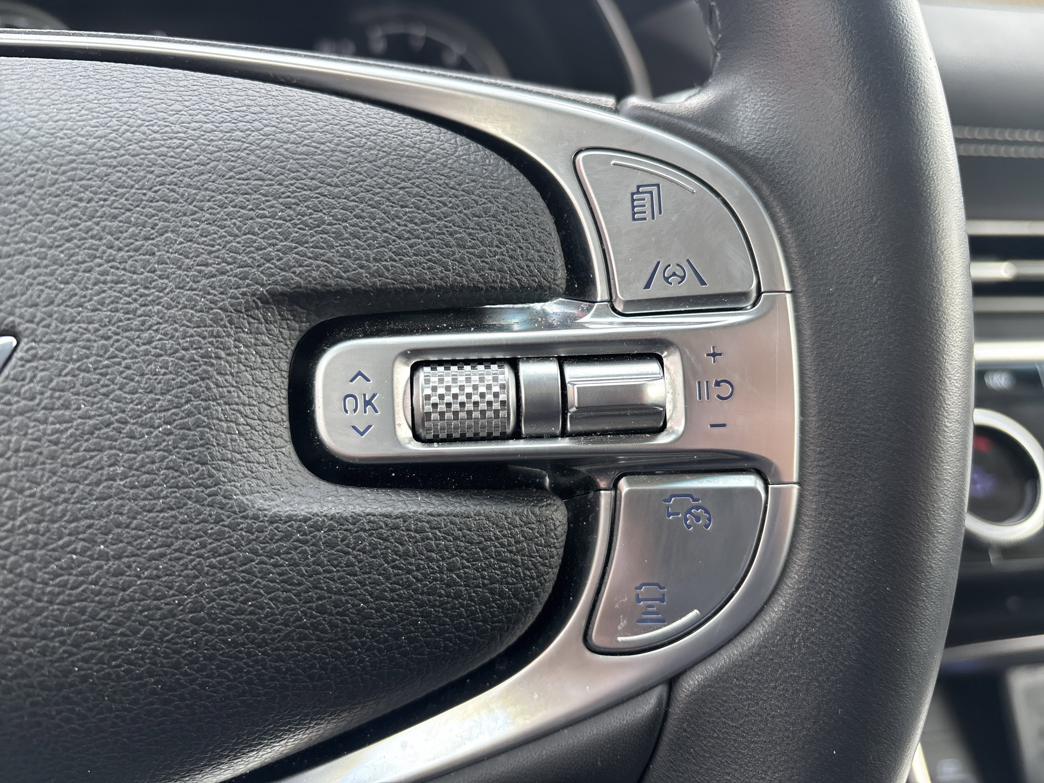 Used 2024 Genesis GV80 2.5T image 20