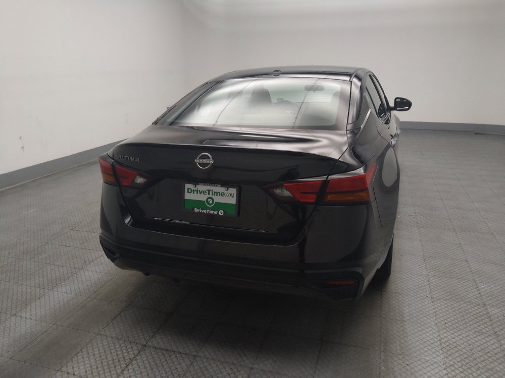 Used 2025 Nissan Altima 2.5 SV FWD image 7