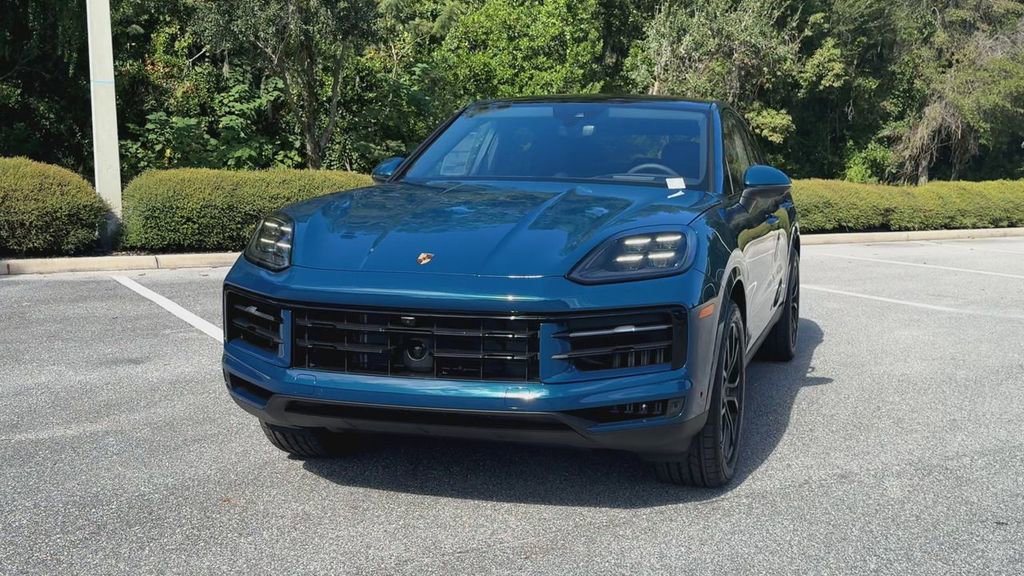 New 2026 Porsche Cayenne Coupe image 3