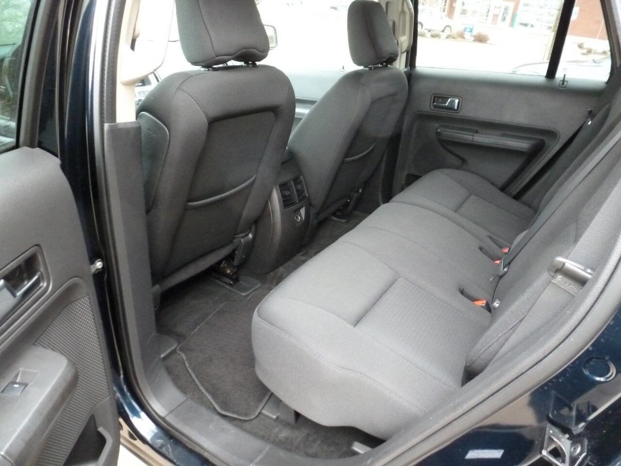 Used 2009 Ford Edge SEL image 10