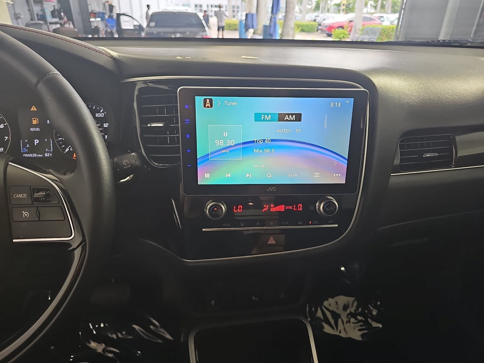 Used 2020 Mitsubishi Outlander SE FWD image 18