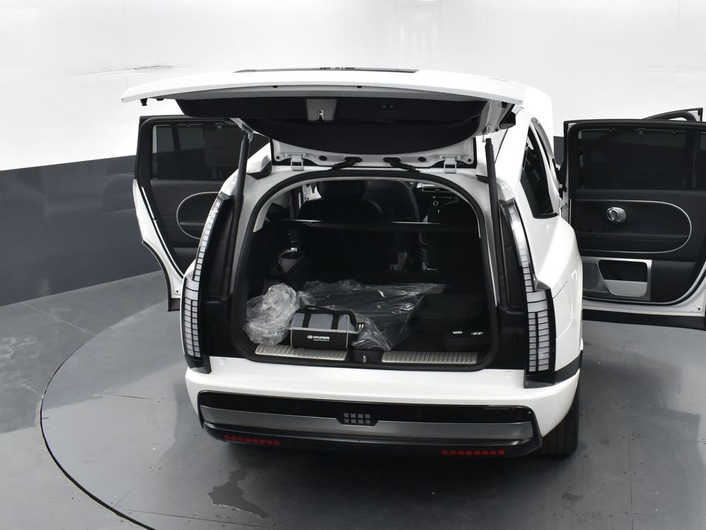 New 2026 Hyundai Ioniq 9 Calligraphy image 46