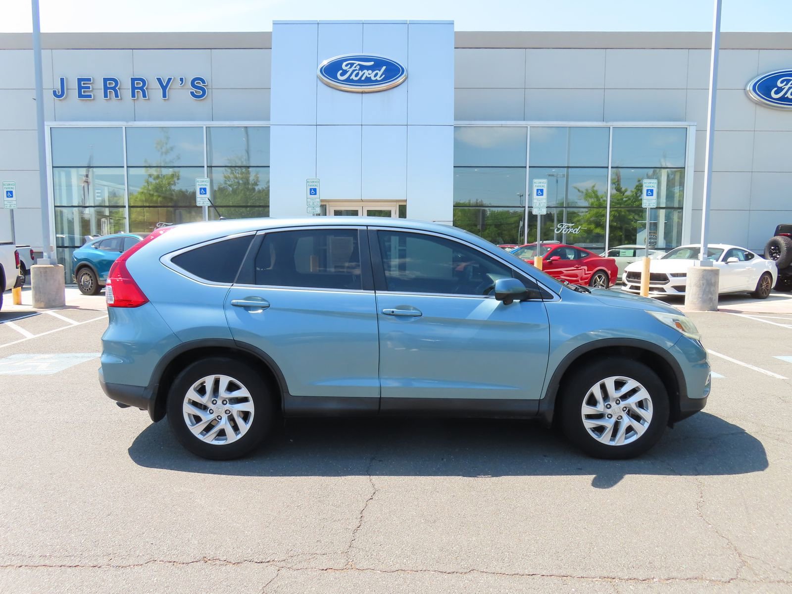 Used 2015 Honda CR-V EX image 4