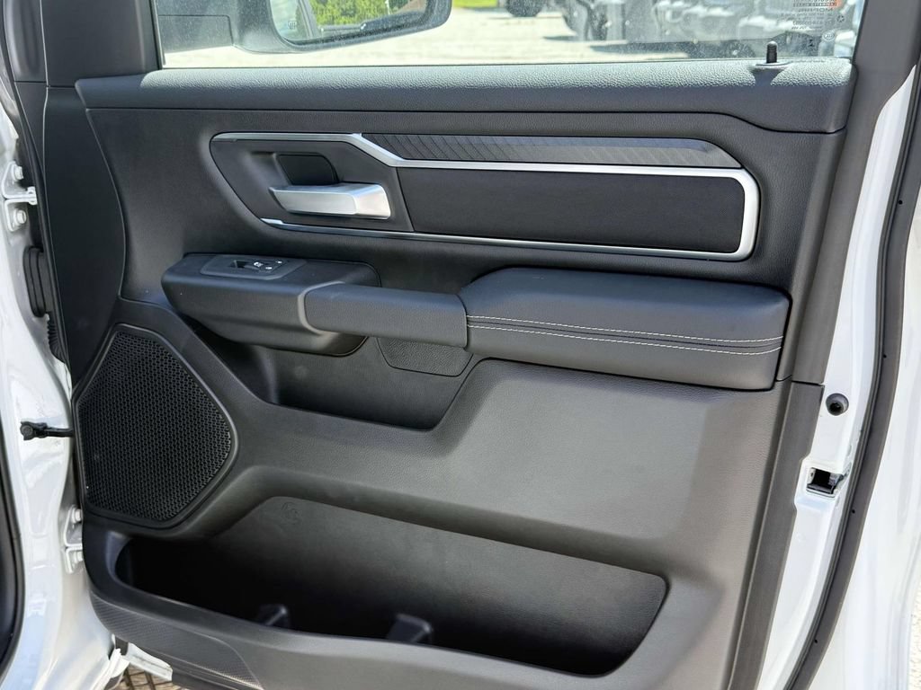 New 2026 RAM 1500 Big Horn AWD/4WD image 7