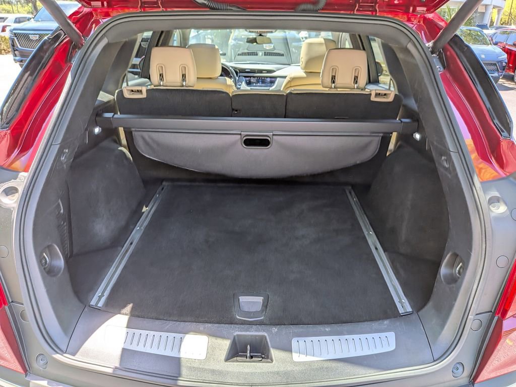 Used 2019 Cadillac XT5 Premium Luxury w/ Driver Assist Package image 15