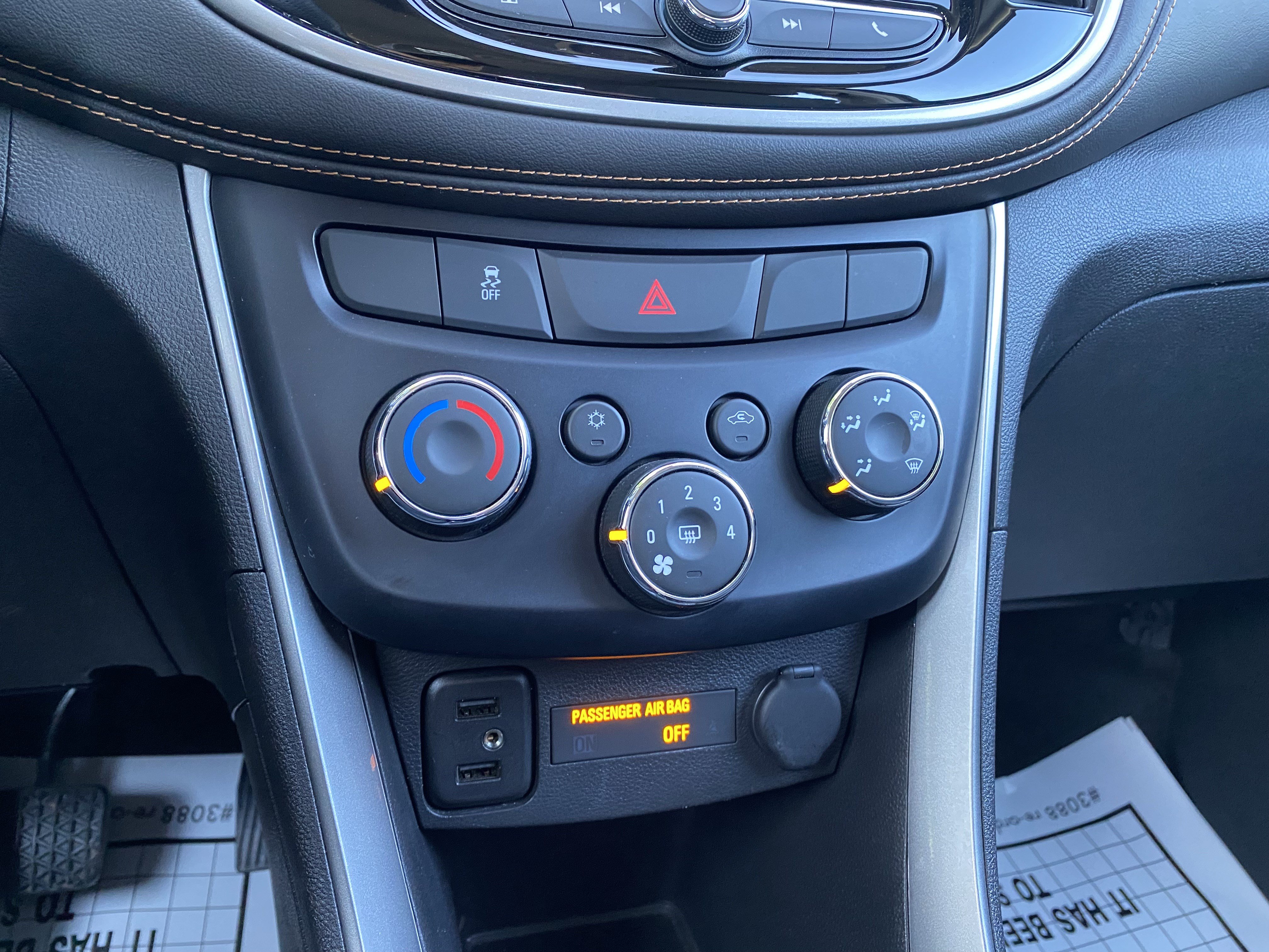 Used 2020 Chevrolet Trax LS FWD image 27
