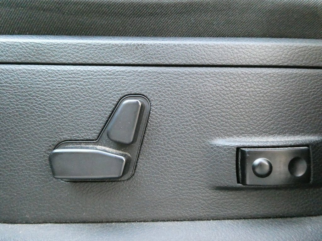 Used 2020 RAM 3500 Laramie image 22