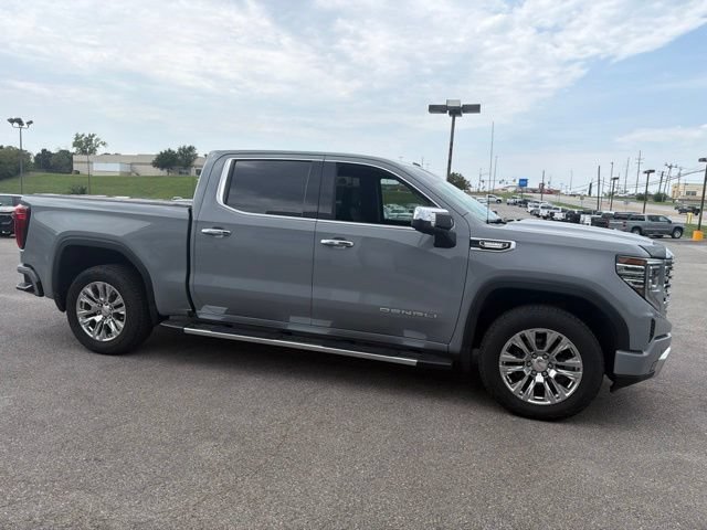 Used 2024 GMC Sierra 1500 Denali w/ Technology Package AWD/4WD image 13