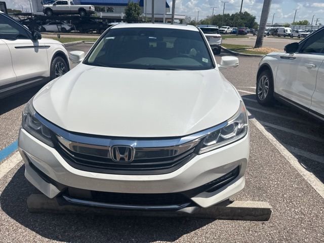 Used 2017 Honda Accord EX video 2